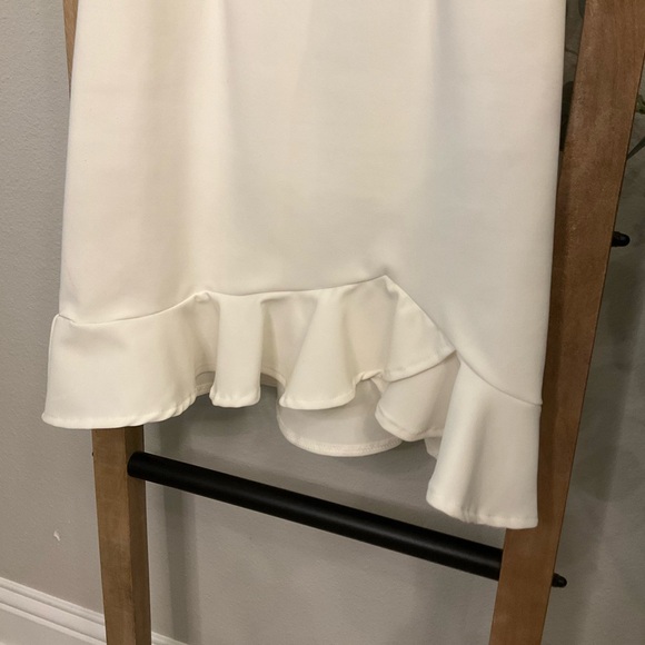 She + Sky White Square Neck Dress - Picture 2 of 6